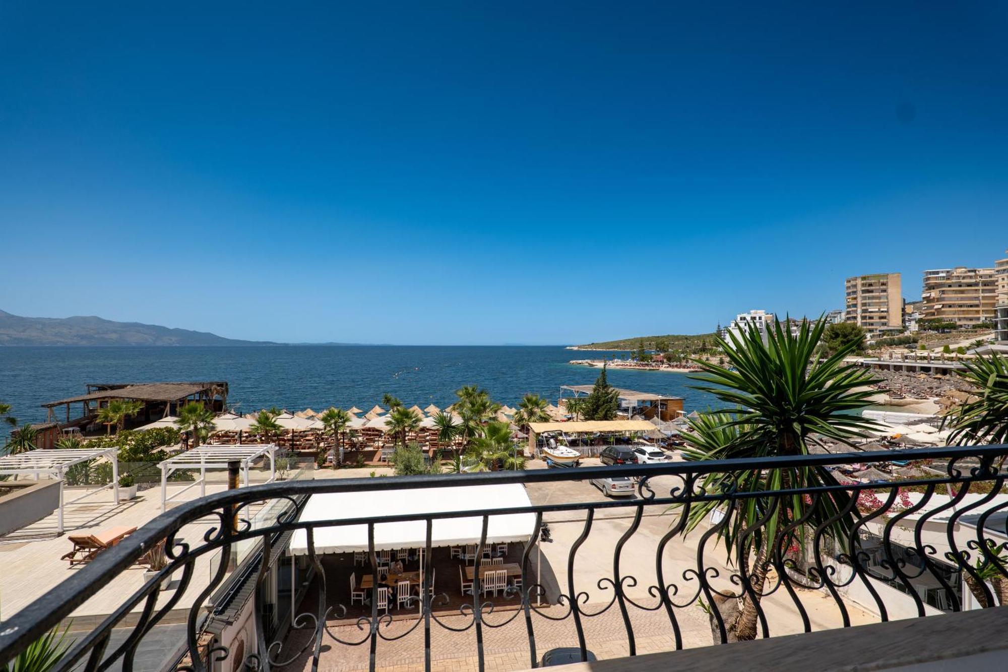 Sunset Aparthotel Sarande Exterior photo